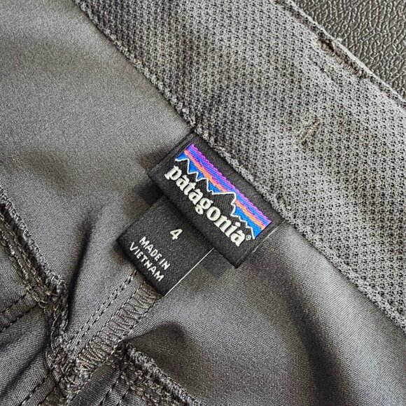 Patagonia Womens Outdoor Straight Leg Hiking Pants, Lightweight, Grey, Size 4 - Picture 4 of 10